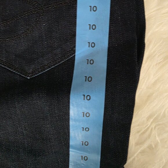 NWT Women's Seven Tummy Less Skinny Jean, Dark Wash, Size 10 - Picture 2 of 10